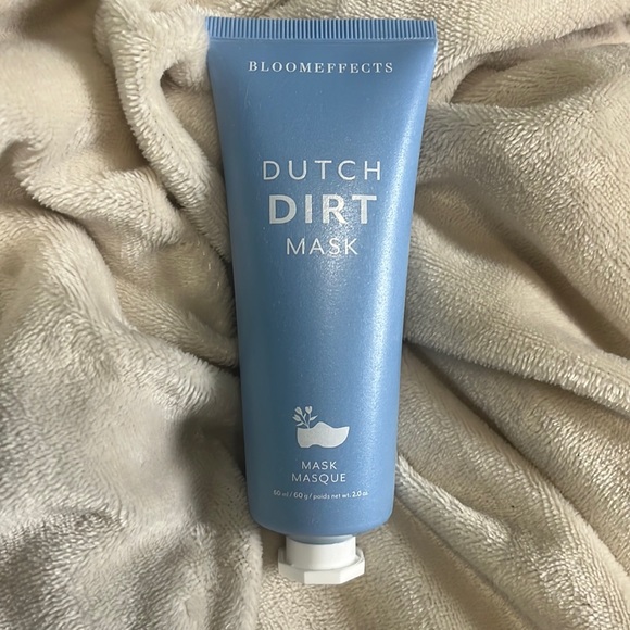 NEW: Bloomeffects Dutch Dirt Mask - purify skin, clean pores, detox, exfoliate - Picture 1 of 3